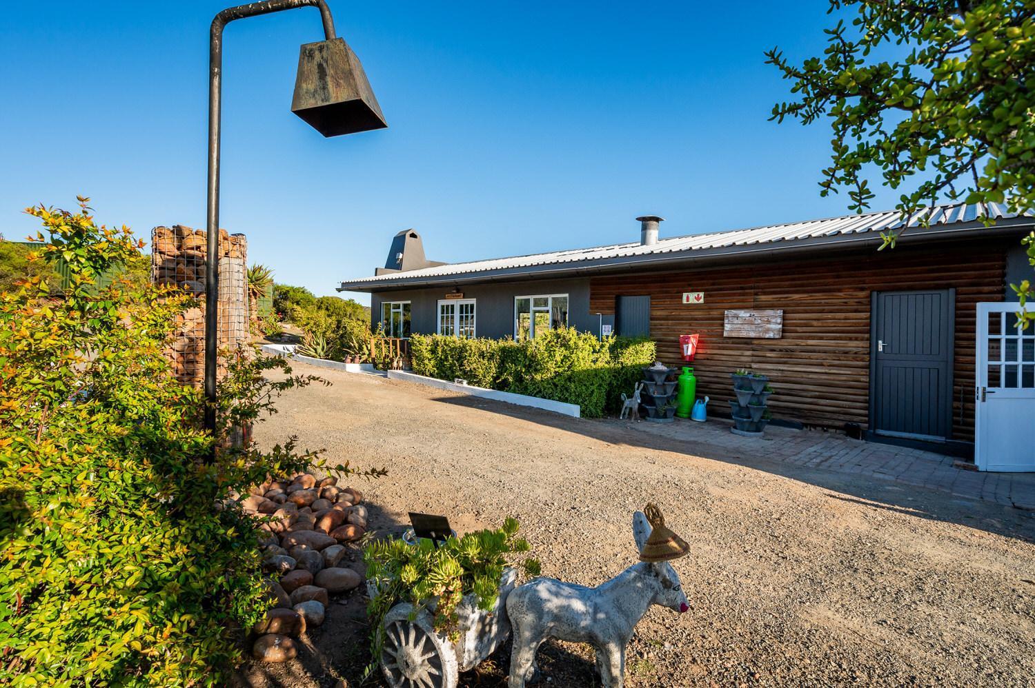 Le Petit Karoo Ranch Acomodação com café da manhã Oudtshoorn Exterior foto